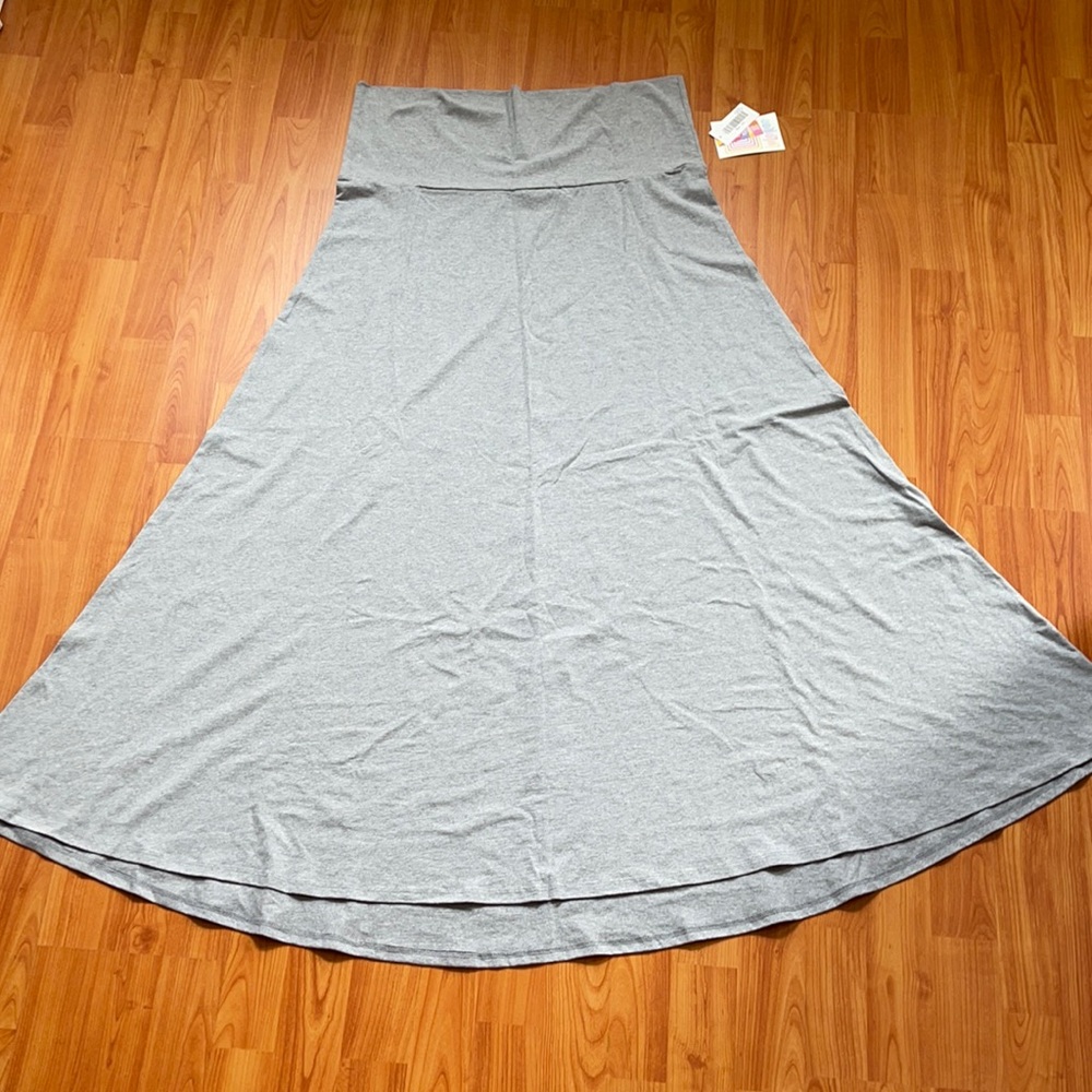 NWT LuLaRoe 2xl Maxi Skirt
